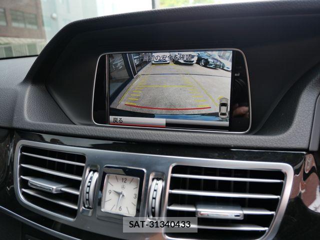 Mercedes Benz E-CLASS 2013-07 7215743-9