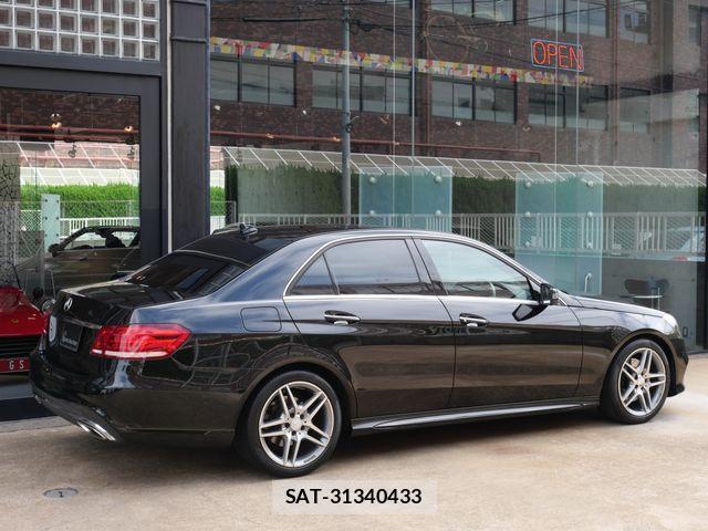Mercedes Benz E-CLASS 2013-07 7215743-4