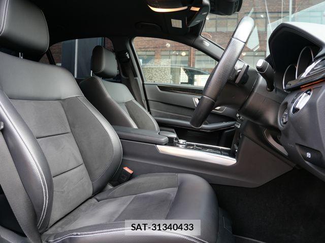 Mercedes Benz E-CLASS 2013-07 7215743-5