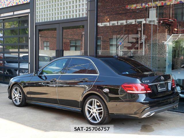 Mercedes Benz E-CLASS 2013-08 7221577-13