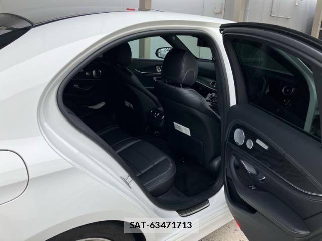 Mercedes Benz E-CLASS 2016-07 7251476-12