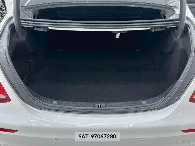 Mercedes Benz E-CLASS 2017-03 7251467-10