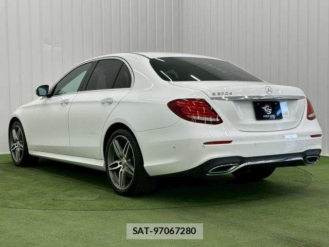 Mercedes Benz E-CLASS 2017-03 7251467-16