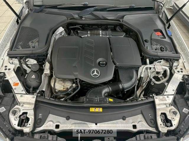 Mercedes Benz E-CLASS 2017-03 7251467-19