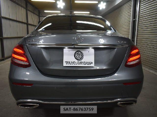 Mercedes Benz E-CLASS 2016-10 7328288-28