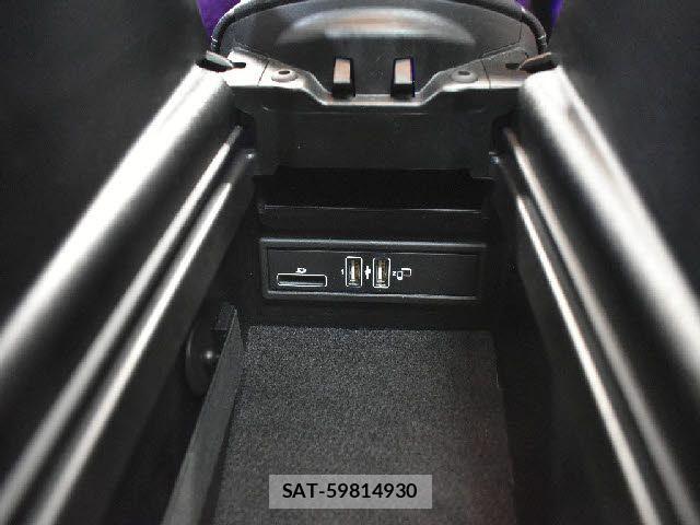 Mercedes Benz E-CLASS 2016-07 7328293-14