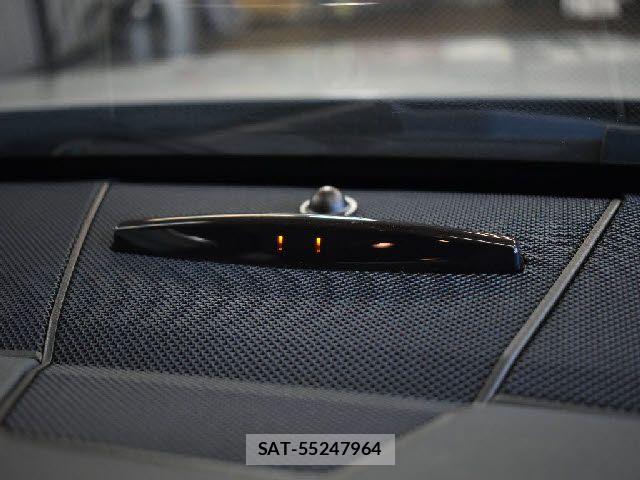 Mercedes Benz E-CLASS 2014-03 7328297-11