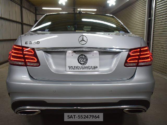 Mercedes Benz E-CLASS 2014-03 7328297-28