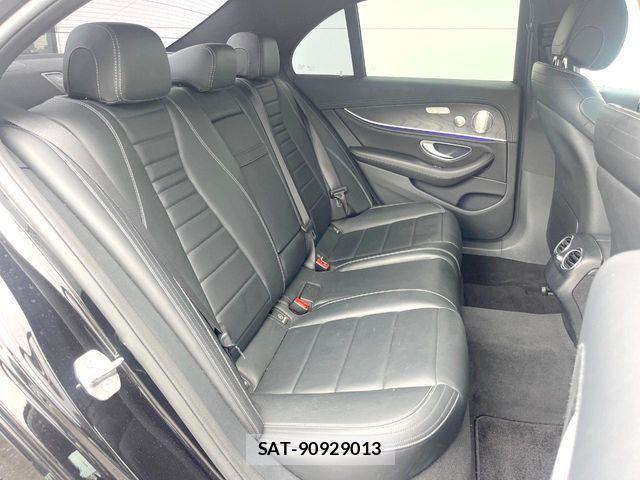 Mercedes Benz E-CLASS 2017-01 7328289-9