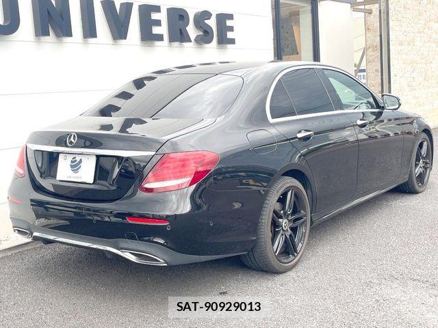 Mercedes Benz E-CLASS 2017-01 7328289-17