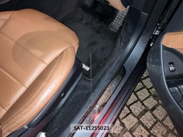 Mercedes Benz E-CLASS 2018-01 7358709-11