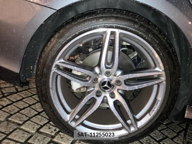 Mercedes Benz E-CLASS 2018-01 7358709-7