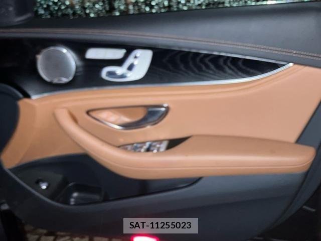 Mercedes Benz E-CLASS 2018-01 7358709-8