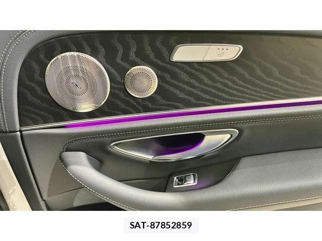 Mercedes Benz E-CLASS 2023-10 7392821-23