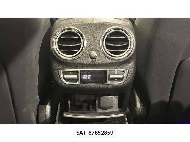 Mercedes Benz E-CLASS 2023-10 7392821-27