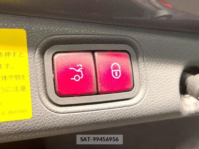 Mercedes Benz E-CLASS 2017-07 7455708-7