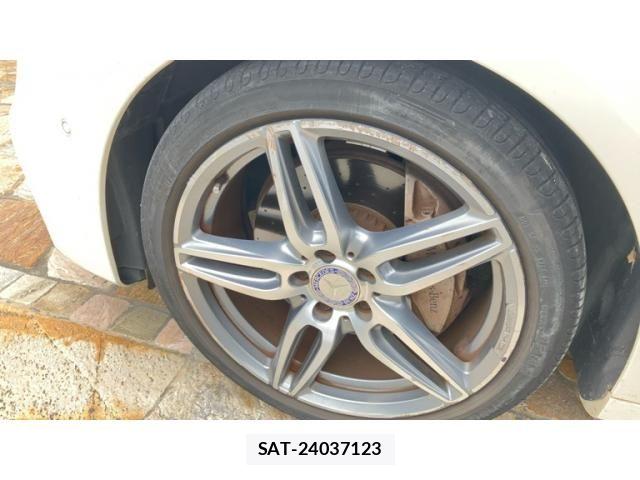 Mercedes Benz E-CLASS 2016-11 7455707-11