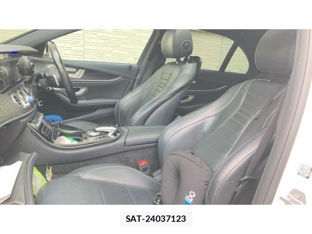 Mercedes Benz E-CLASS 2016-11 7455707-13