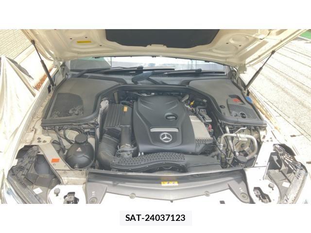 Mercedes Benz E-CLASS 2016-11 7455707-16