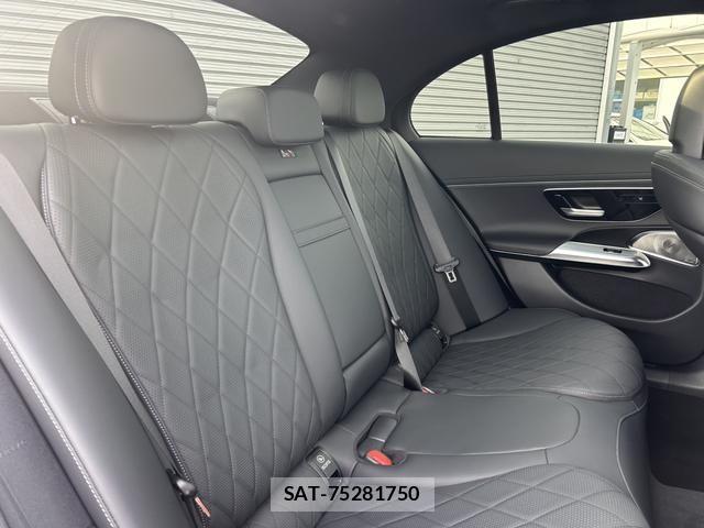 Mercedes Benz E-CLASS 2025-03 7455704-4