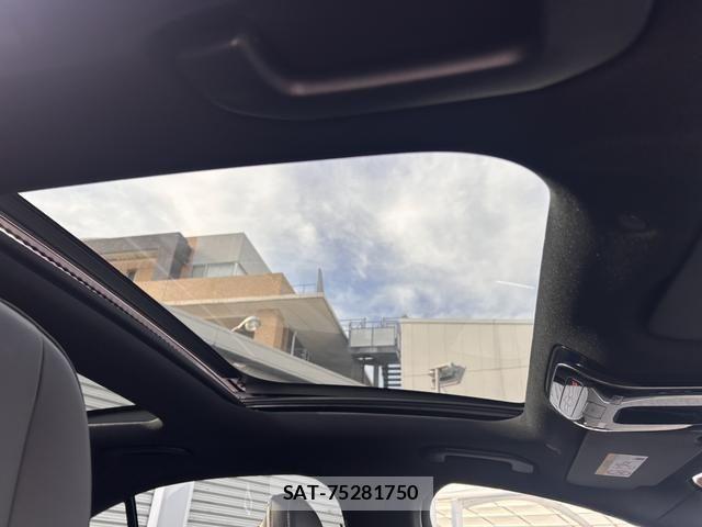 Mercedes Benz E-CLASS 2025-03 7455704-7