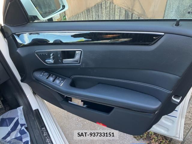 Mercedes Benz E-CLASS 2013-09 7501453-12
