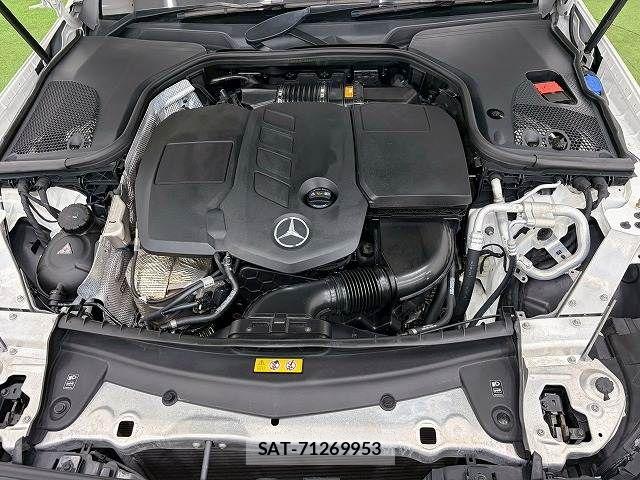Mercedes Benz E-CLASS 2018-06 7501451-19