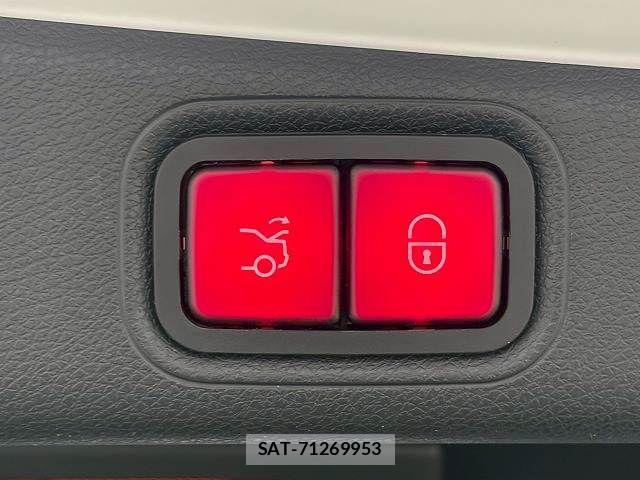 Mercedes Benz E-CLASS 2018-06 7501451-7
