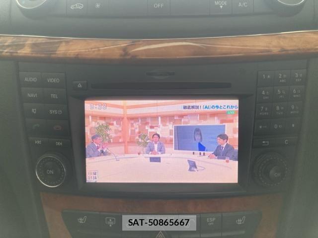 Mercedes Benz E-CLASS 2009-03 7501455-22
