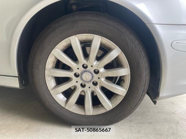 Mercedes Benz E-CLASS 2009-03 7501455-5