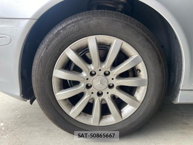 Mercedes Benz E-CLASS 2009-03 7501455-8