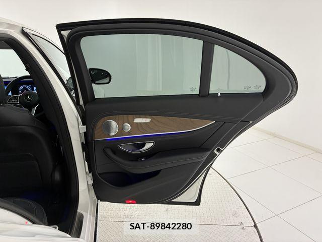 Mercedes Benz E-CLASS 2019-01 7562416-13