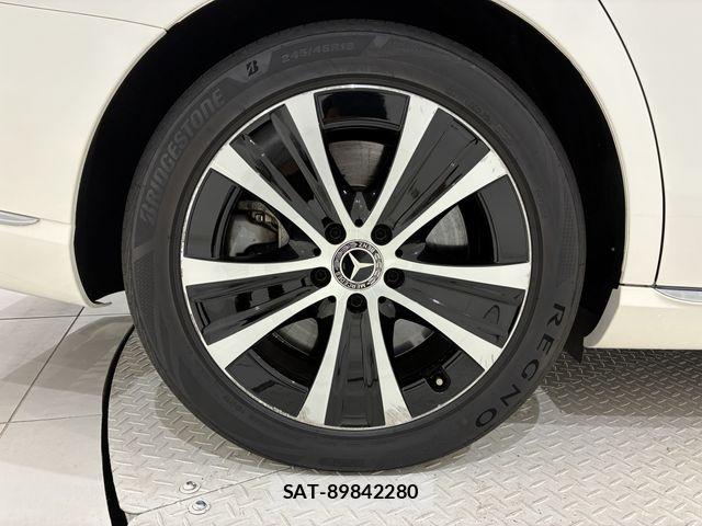 Mercedes Benz E-CLASS 2019-01 7562416-24