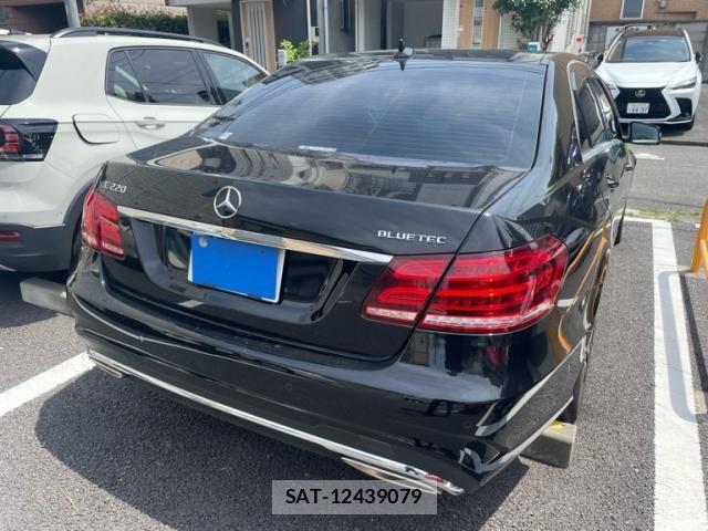 Mercedes Benz E-CLASS 2015-12 7617995-2