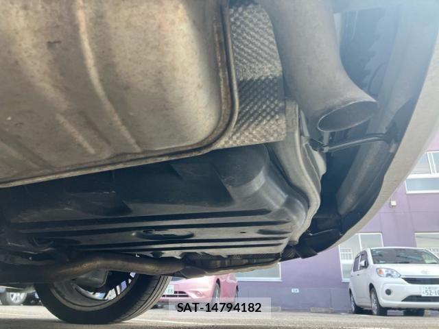 Mercedes Benz E-CLASS 2005-06 7617998-4