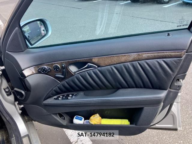 Mercedes Benz E-CLASS 2005-06 7617998-7