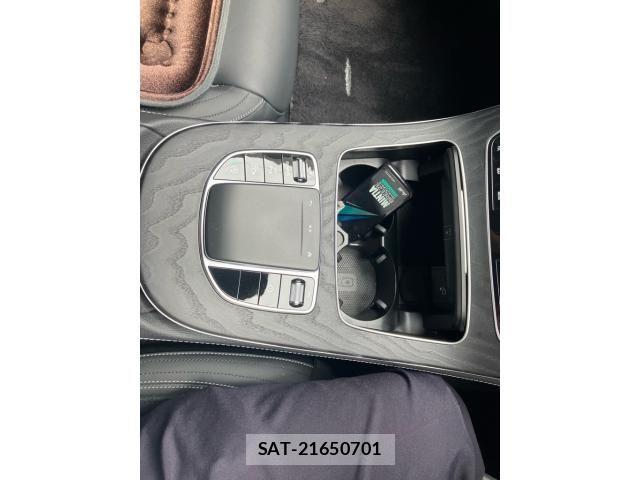 Mercedes Benz E-CLASS 2020-10 7617987-25