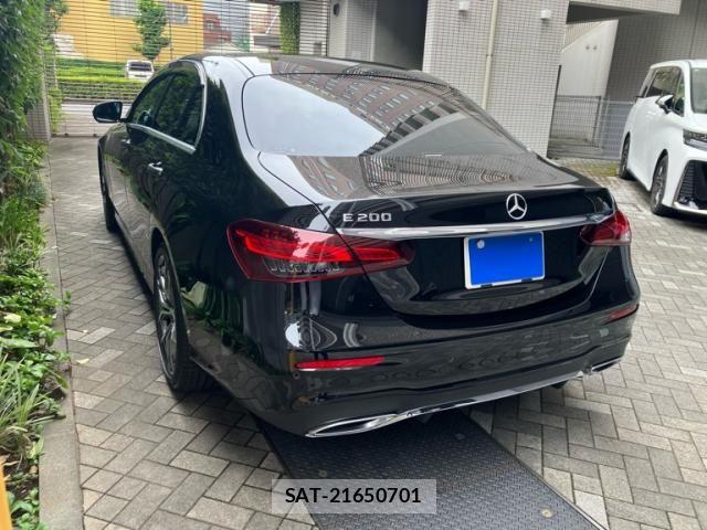 Mercedes Benz E-CLASS 2020-10 7617987-5