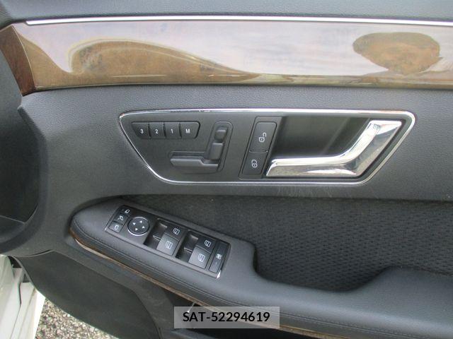 Mercedes Benz E-CLASS 2010-05 7617994-10