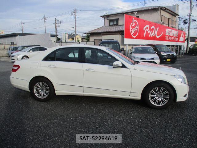 Mercedes Benz E-CLASS 2010-05 7617994-8
