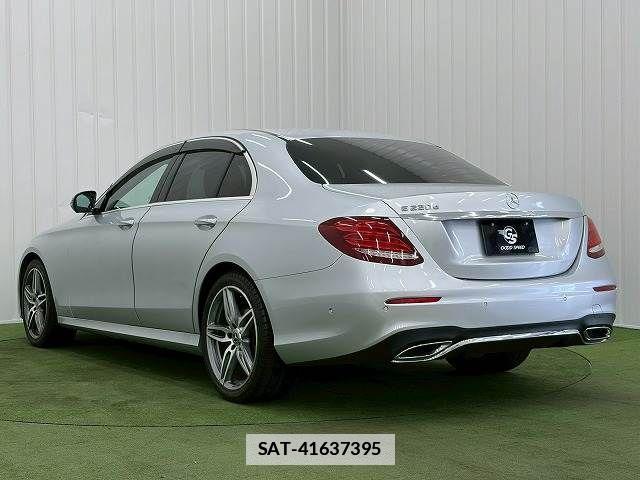 Mercedes Benz E-CLASS 2017-09 7725525-16