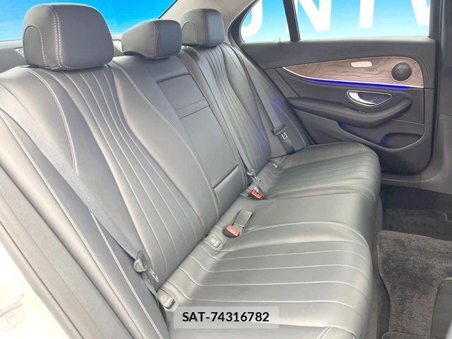 Mercedes Benz E-CLASS 2018-04 7725528-11