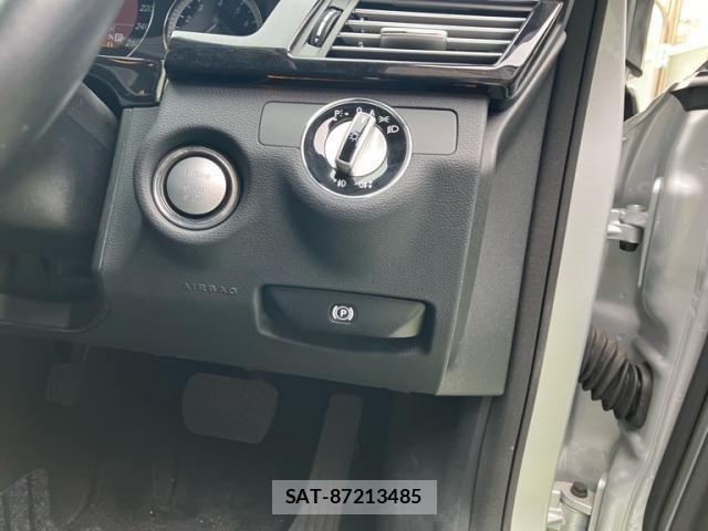 Mercedes Benz E-CLASS 2009-12 7725536-16