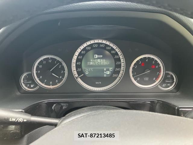 Mercedes Benz E-CLASS 2009-12 7725536-18