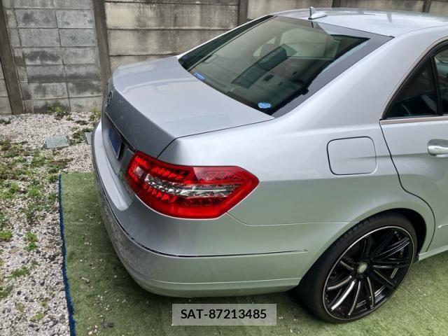 Mercedes Benz E-CLASS 2009-12 7725536-4
