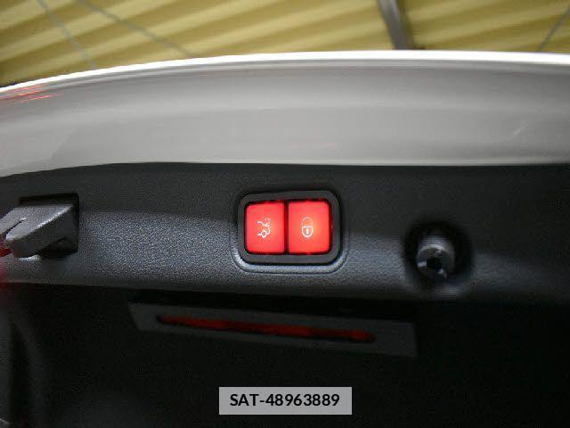 Mercedes Benz E-CLASS 2020-06 7786935-7
