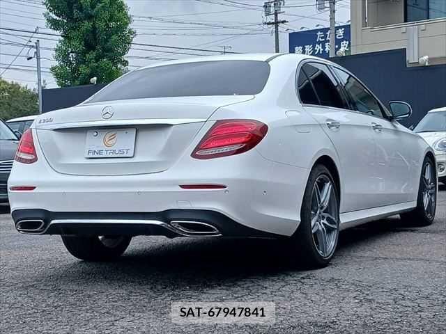 Mercedes Benz E-CLASS 2017-12 7877686-16