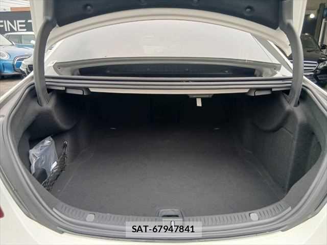 Mercedes Benz E-CLASS 2017-12 7877686-8