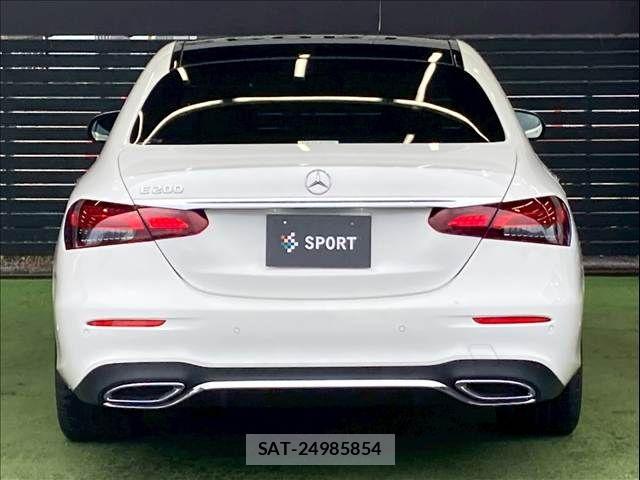 Mercedes Benz E-CLASS 2022-01 7962578-13
