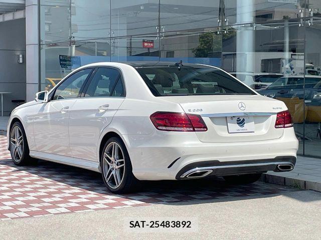 Mercedes Benz E-CLASS 2015-06 7962579-17